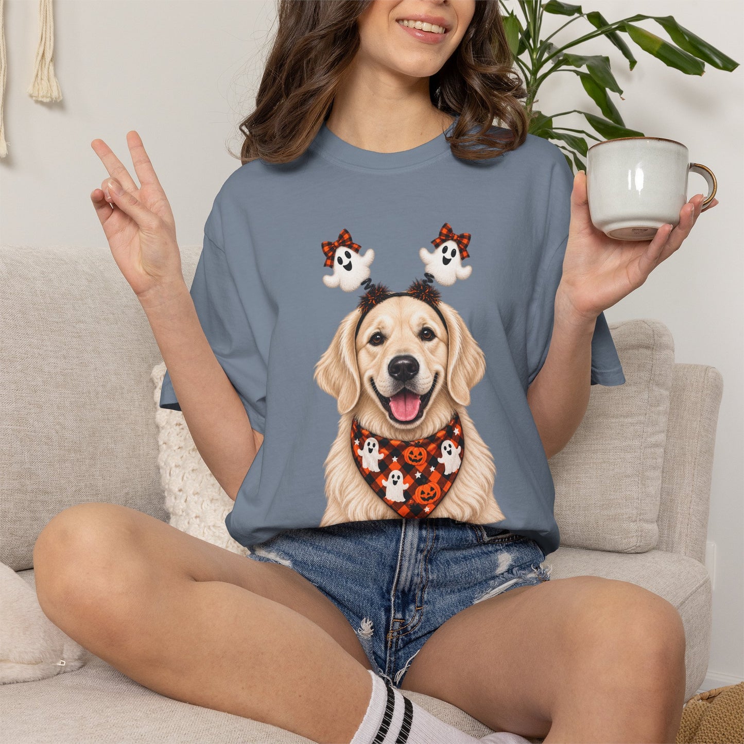 Cream Golden Retriever Halloween