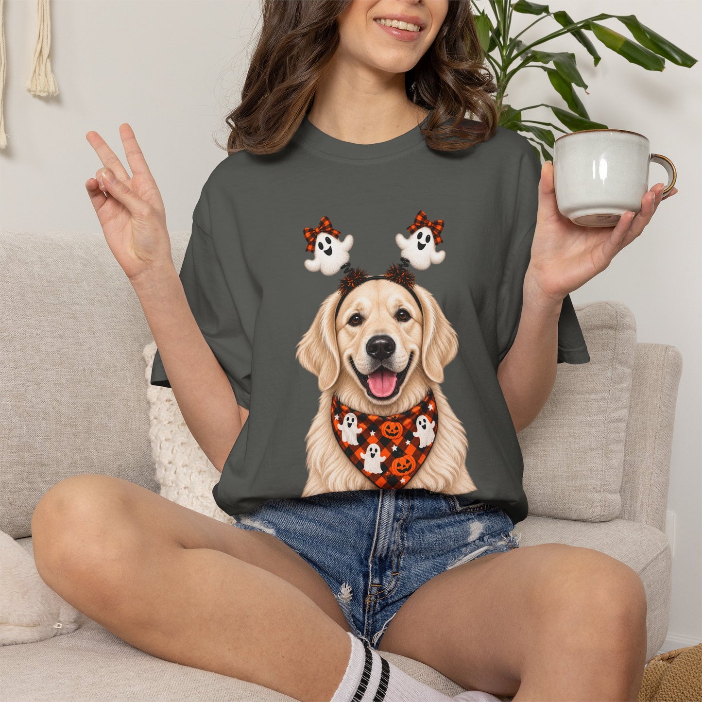 Cream Golden Retriever Halloween