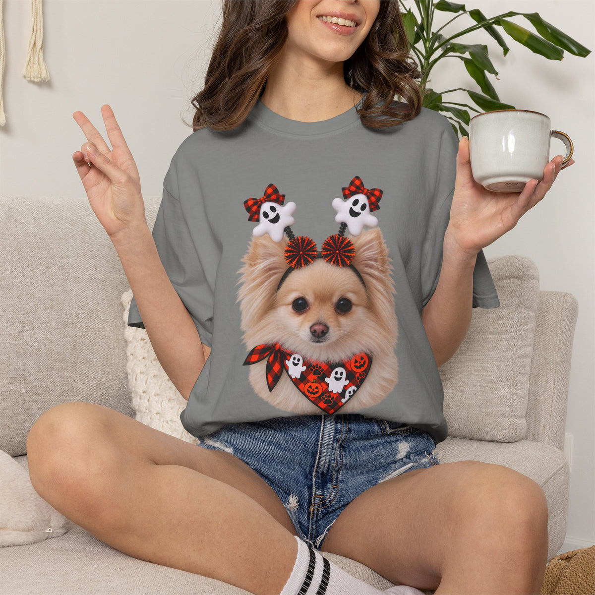 Tan/White Pomeranian Halloween