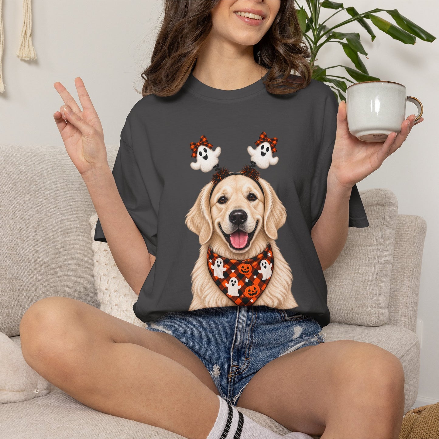 Cream Golden Retriever Halloween