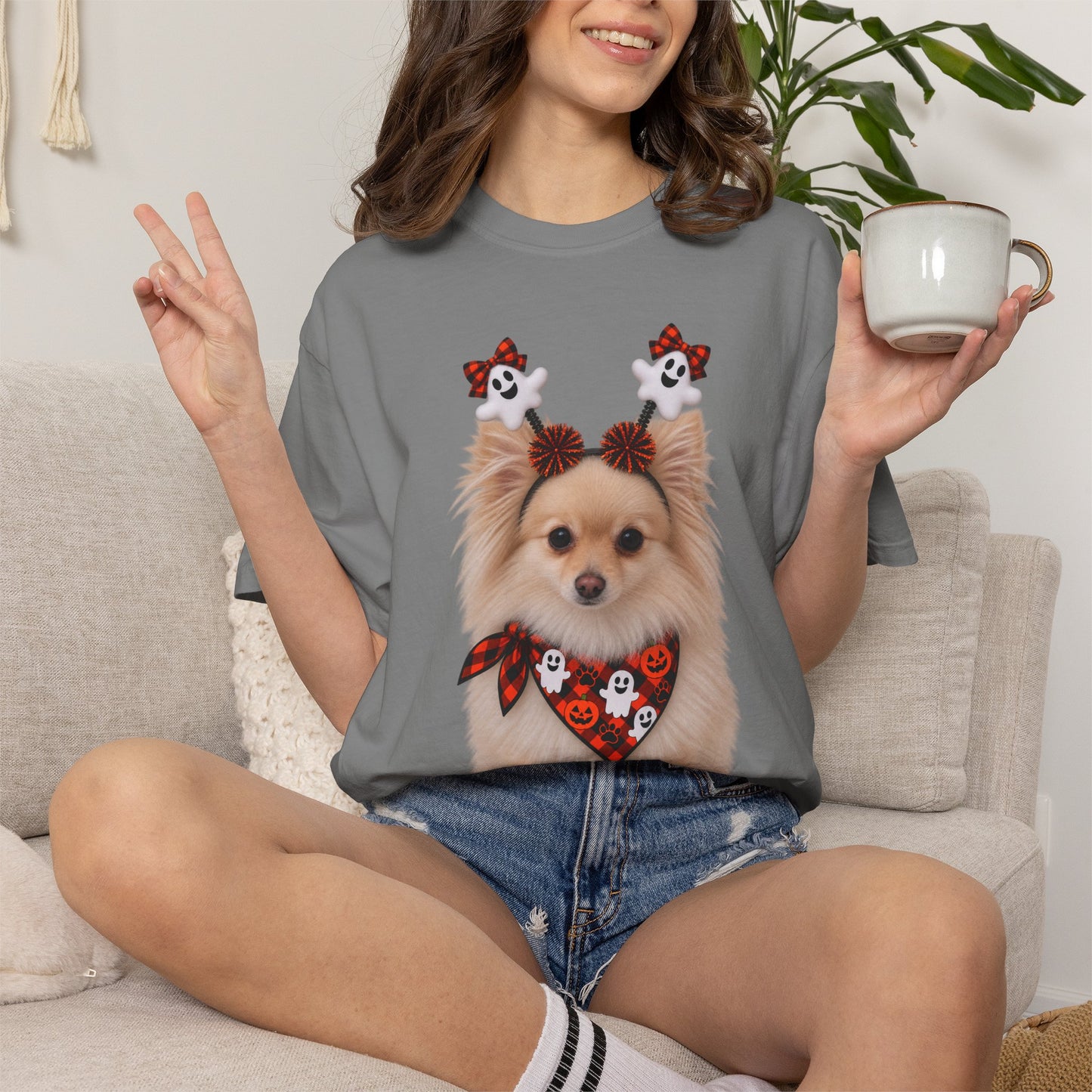Tan/White Pomeranian Halloween